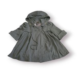 LaRok | EUC Cute Charcoal Gray Hooded Capelet Jacket (SIZE S)